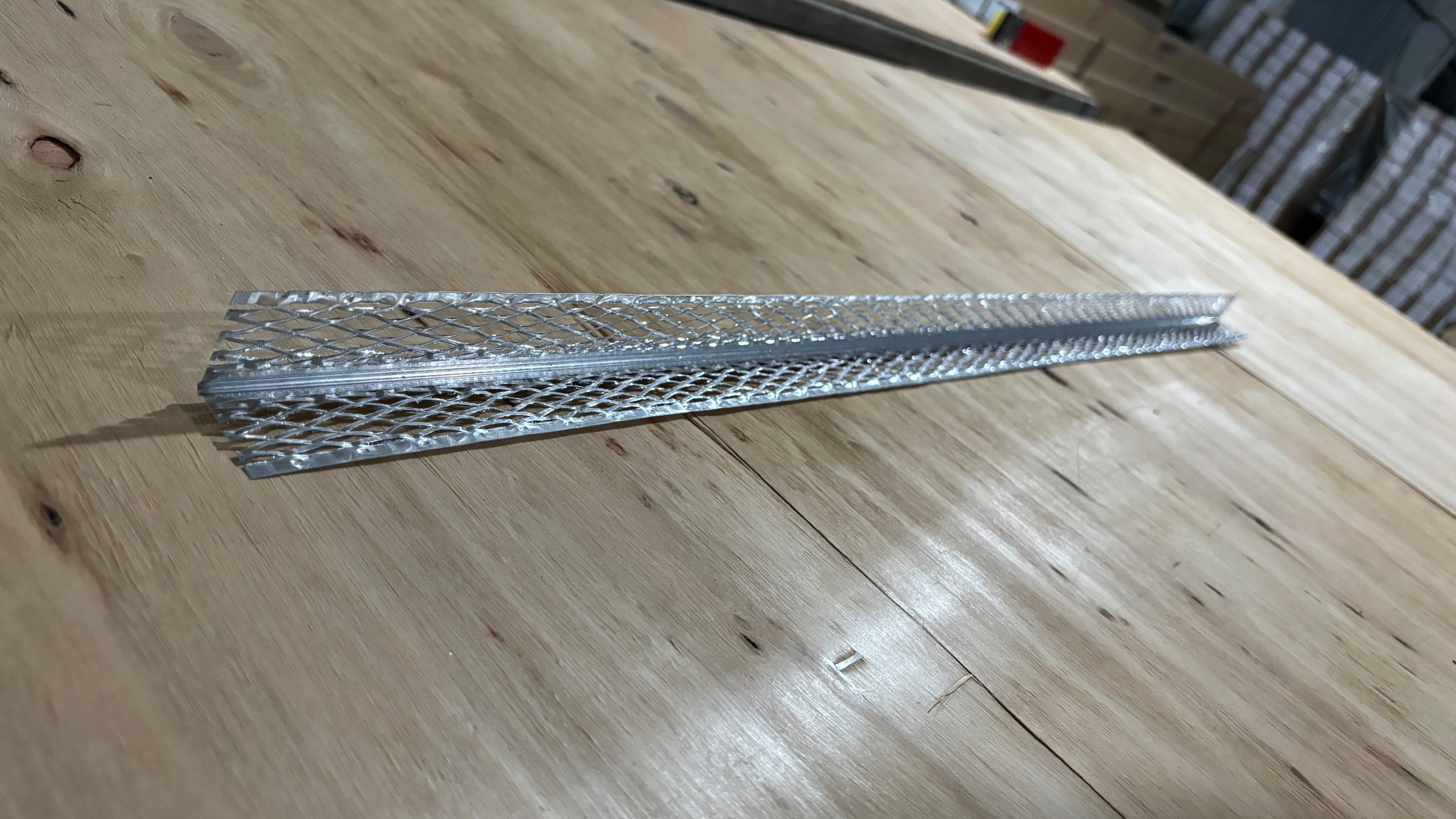 Aluminium corner beads  (2)