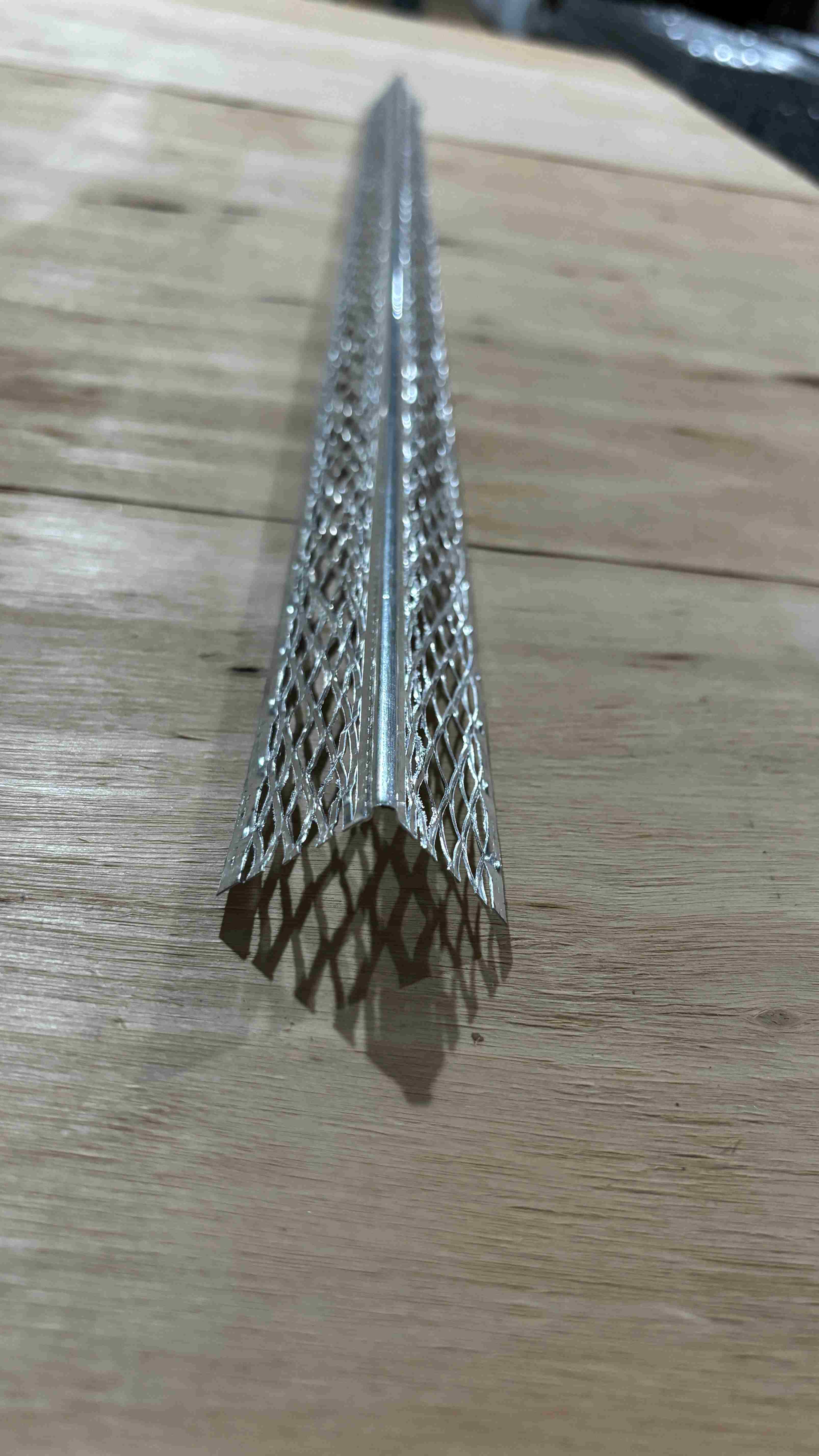 Aluminium corner beads  (1)