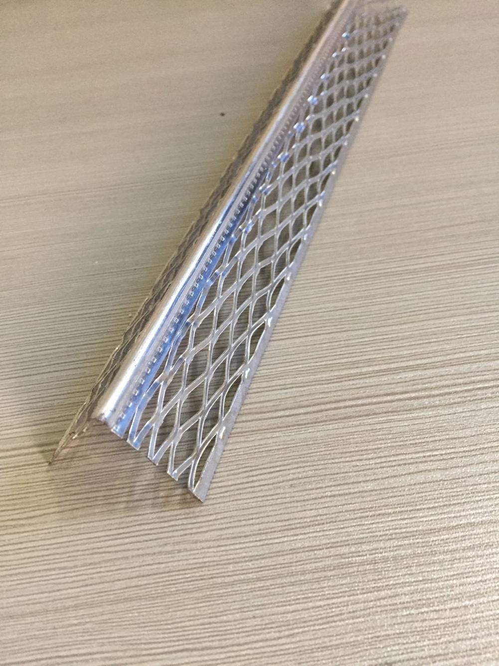 Aluminium corner beads (12)