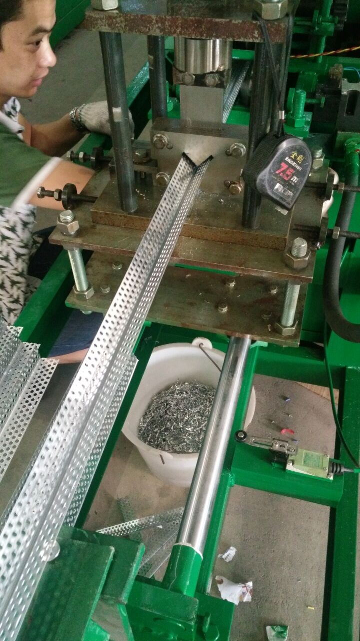 GI 30x30mm corner bead testing 4